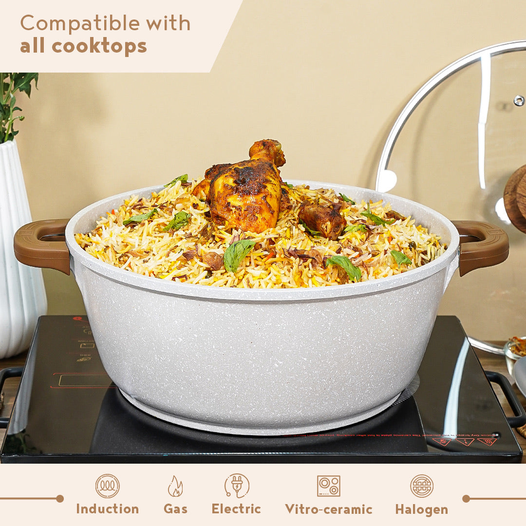 Bergner Naturally Cast Aluminum Casserole with Glass Lid, Non-Stick Casserole with Marble Coating, Comes with Non-Woven Trivet - Induction Bottom