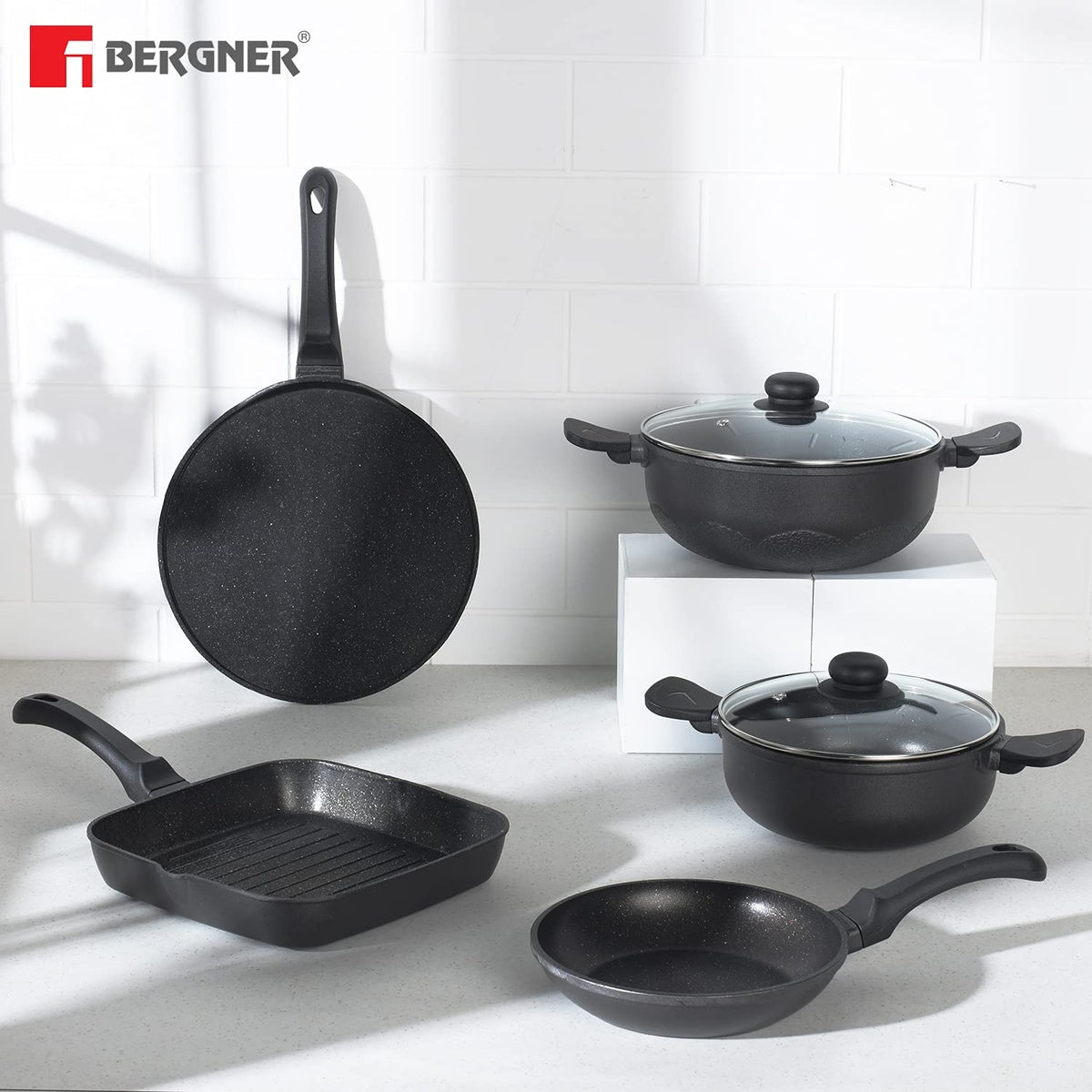 Bergner Senator Die-Cast Non-Stick Kadai With Glass Lid, Minimal Oil Use for Healthy Cooking - Induction Bottom