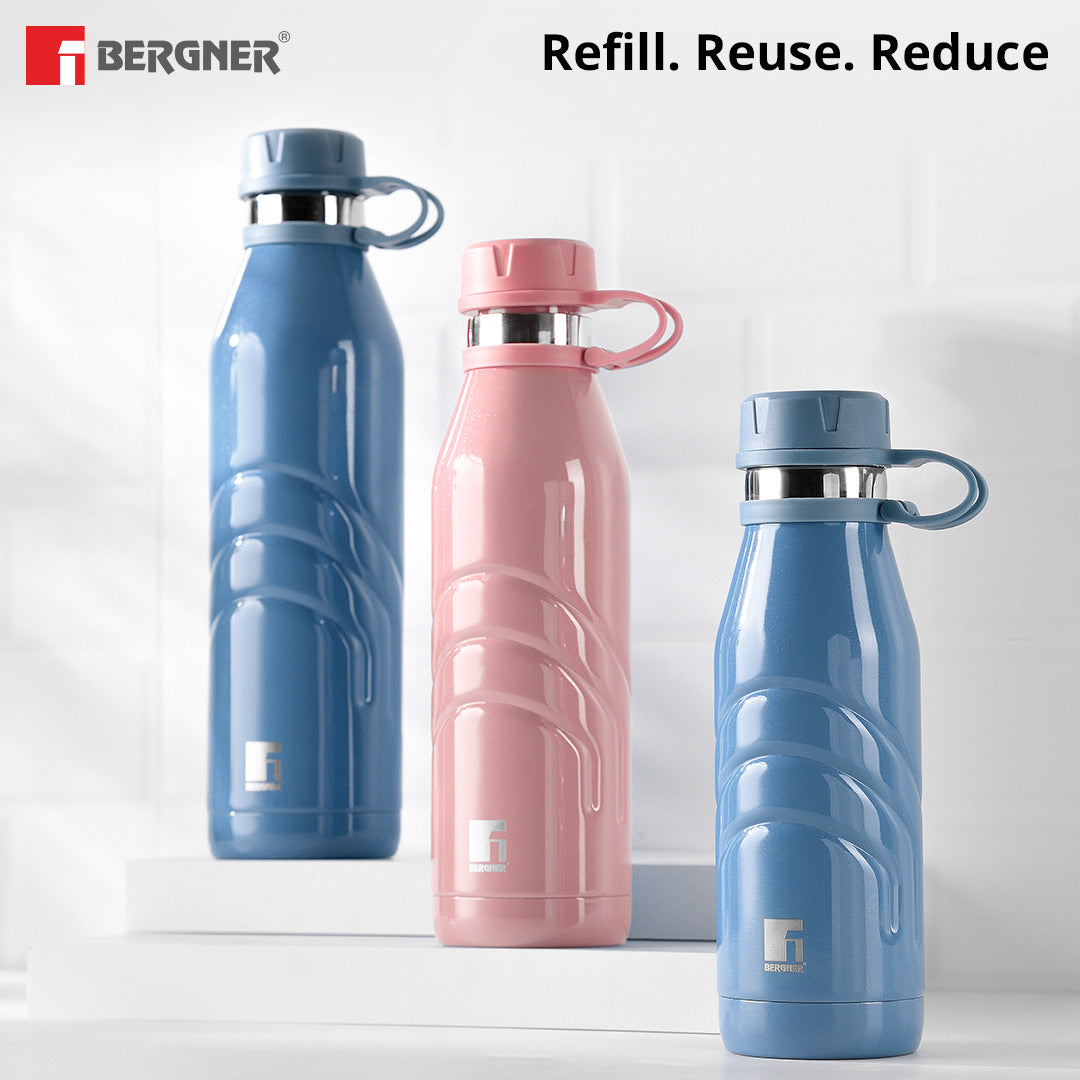 Bergner Walking AquaFlex Thermosteel Hot and Cold Bottle, 750ml Flask, Double Walled Bottle - Blue