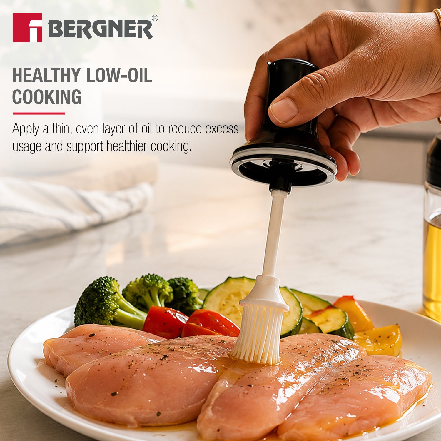 Bergner Glass Oil Dispenser (260ml) with Silicone Brush